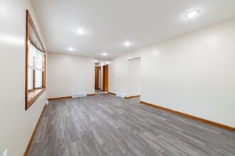 2609 Vail Dr in Quincy, IL - Foto de edificio - Building Photo