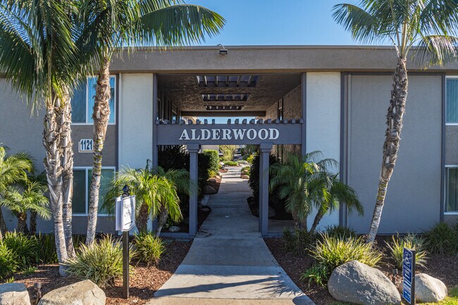Alderwood in Chula Vista, CA - Building Photo - Building Photo
