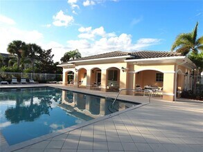 5973 Giardino Ln in Sarasota, FL - Building Photo - Building Photo