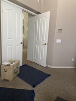 40651 Shellie Ln in Hemet, CA - Building Photo