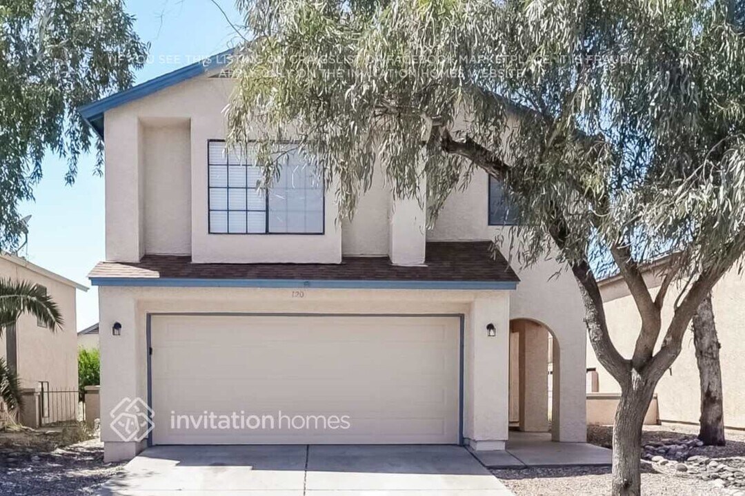 921 S Val Vista Dr in Mesa, AZ - Building Photo