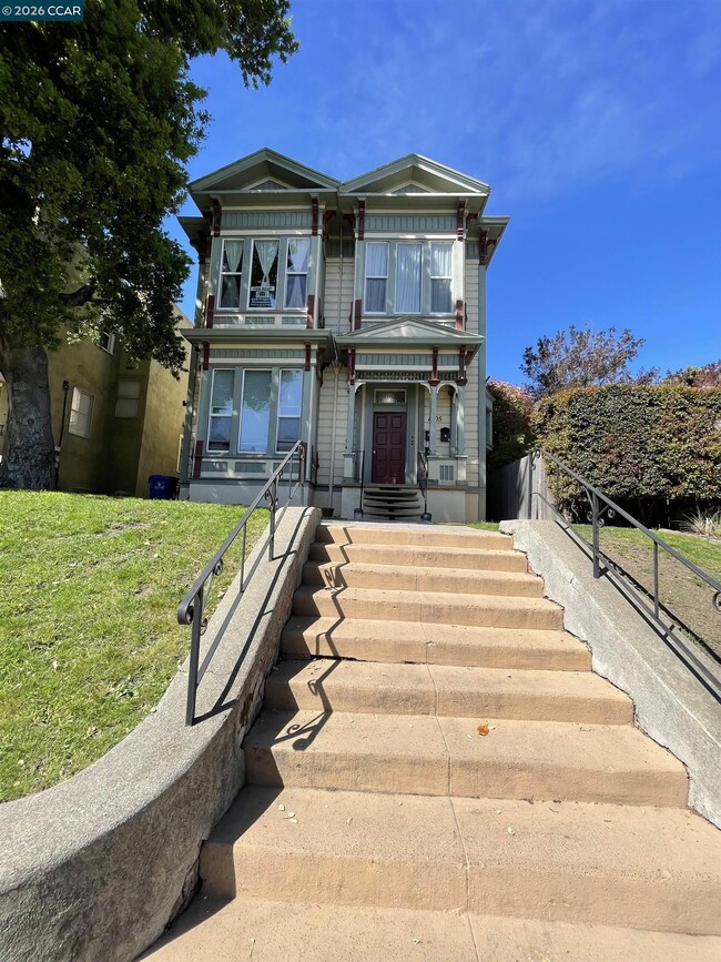 property at 1705 Linden St