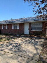 1810 Fairlane Ave in Jonesboro, AR - Foto de edificio - Building Photo