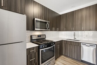 1531 W Howard St in Chicago, IL - Building Photo - Building Photo