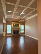367 Stillwood Dr in Newnan, GA - Foto de edificio - Building Photo