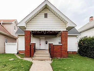 property at 124 N Denny St