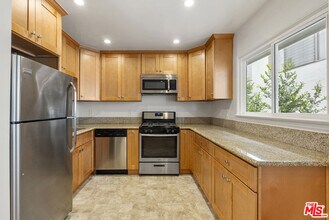 1235 N Harper Ave in West Hollywood, CA - Building Photo - Building Photo