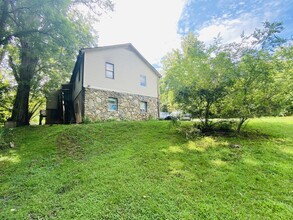 The Forks Of Ivy Apartments in Weaverville, NC - Building Photo - Building Photo