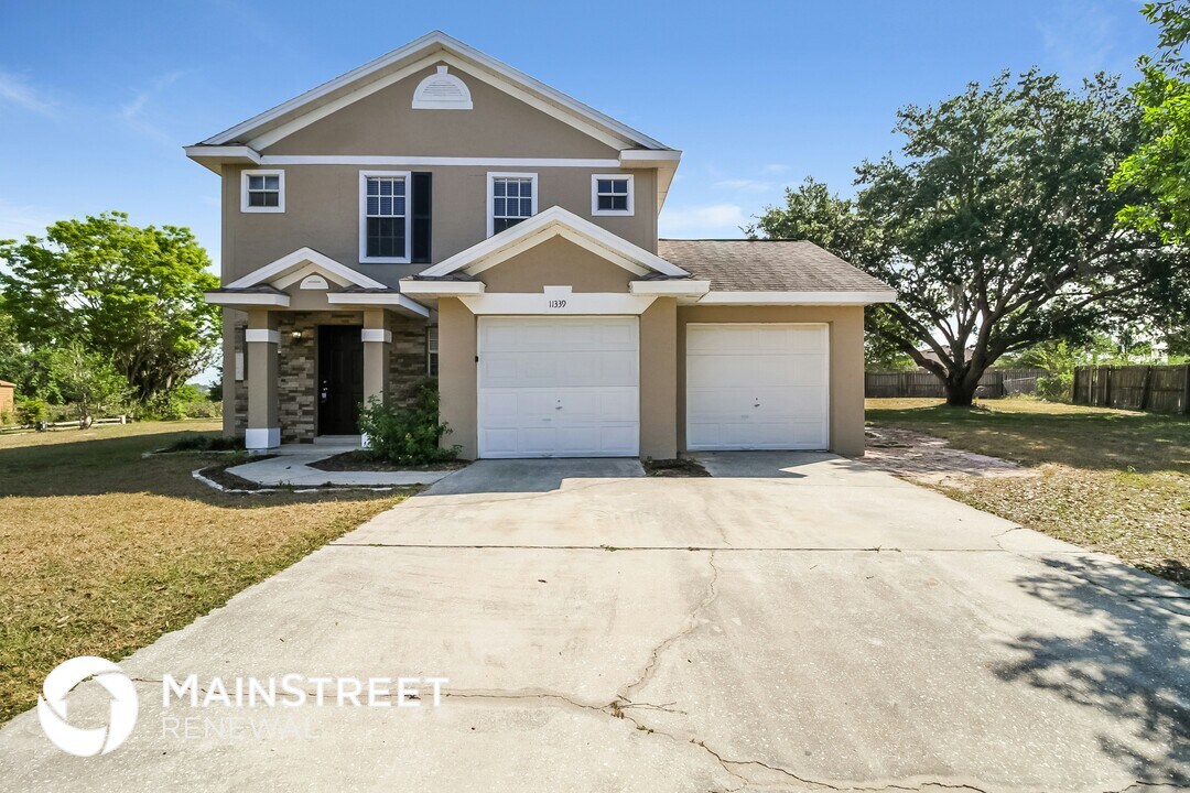 11339 Mandarin Dr in Clermont, FL - Foto de edificio