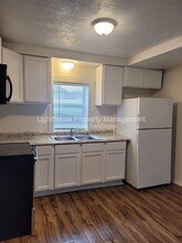 2716 Nichols Rd in Kalamazoo, MI - Building Photo - Building Photo