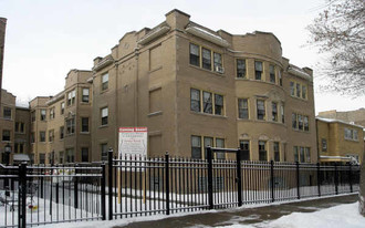 6428-6430 N Francisco Ave Apartments