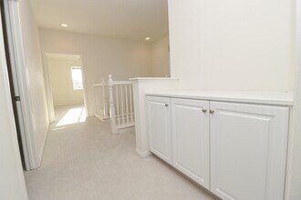 8630 Cava Dr in Rancho Cucamonga, CA - Foto de edificio - Building Photo