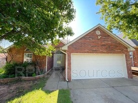 1012 N Blackwelder Ave