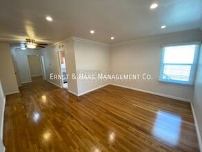 5235 E The Toledo in Long Beach, CA - Building Photo - Building Photo