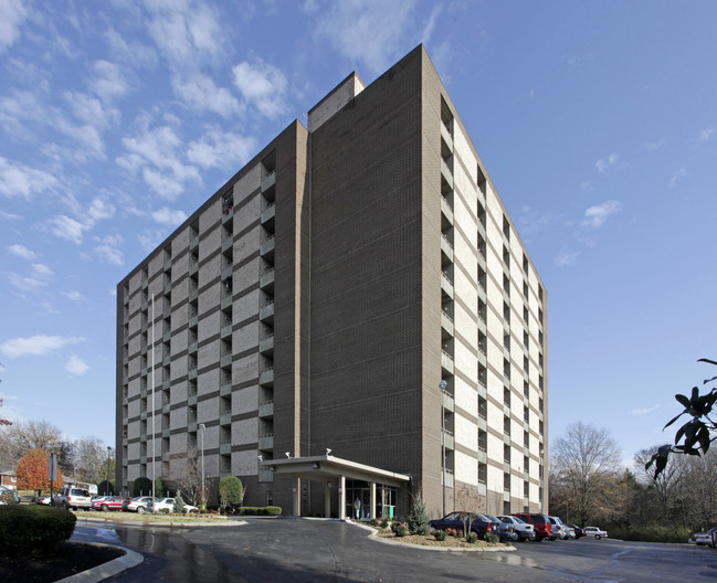 Chippington Towers II in Madison, TN - Building Photo - Building Photo