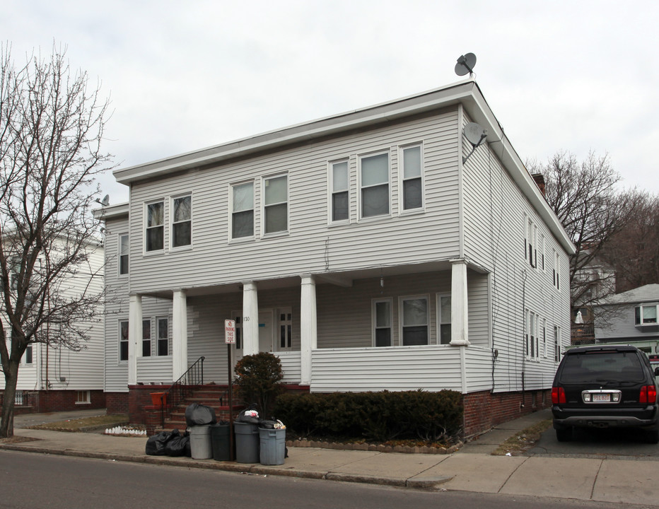 130 Nichols St in Everett, MA - Building Photo