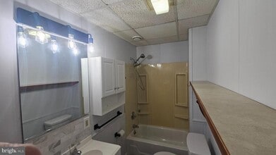 117 S Warren St in Trenton, NJ - Building Photo - Building Photo