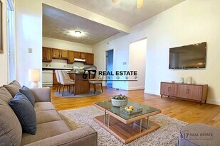 17 Cummings Rd, Unit 4 in Boston, MA - Building Photo