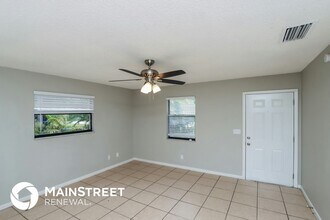 643 30th Ave SW in Vero Beach, FL - Building Photo - Building Photo