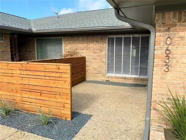 10633 Sandpiper Ln in Dallas, TX - Building Photo