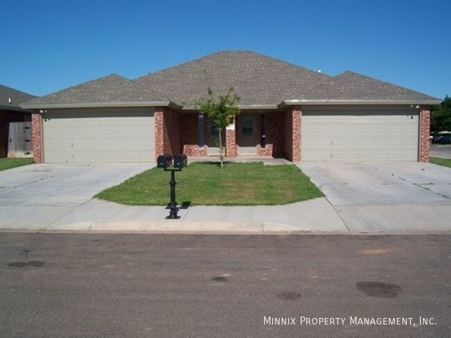 807 N Englewood Ave-Unit -A in Lubbock, TX - Building Photo - Building Photo