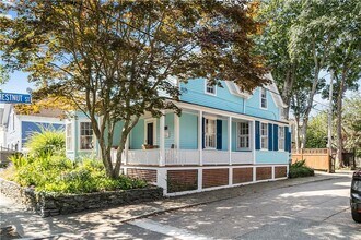 58 Second St in Newport, RI - Building Photo - Building Photo