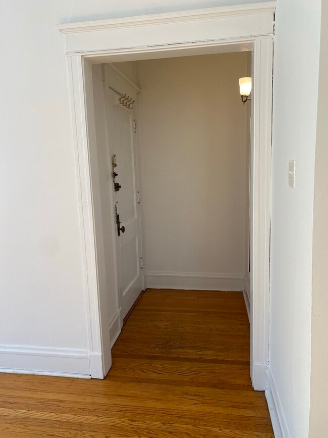 1548 W Highland Ave in Chicago, IL - Building Photo - Building Photo