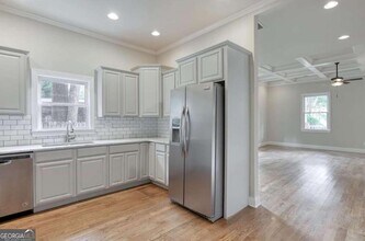 274 Rocky Ford Rd NE in Atlanta, GA - Foto de edificio - Building Photo