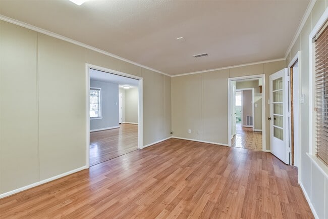 5231 Willowbend Blvd