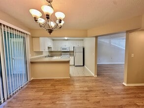 501 SW 75th St in Gainesville, FL - Building Photo - Building Photo