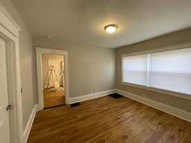 1413 N 5th St in Springfield, IL - Building Photo