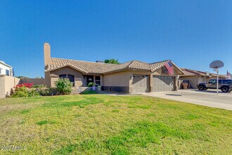 12719 N 72nd Ave in Peoria, AZ - Building Photo - Building Photo