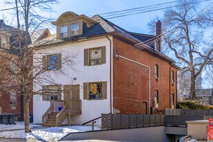 264 St. George St in Toronto, ON - Building Photo