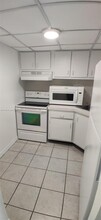 4550 NW 9th St in Miami, FL - Building Photo - Building Photo