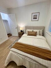 6803 Hillcroft Dr in Austin, TX - Foto de edificio - Building Photo