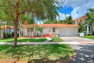 5610 San Vicente St in Coral Gables, FL - Building Photo