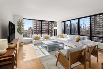 525 E 72nd St, Unit SI ID1330818P in New York, NY - Building Photo - Building Photo