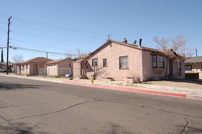 128 E Williams St in Barstow, CA - Building Photo - Building Photo