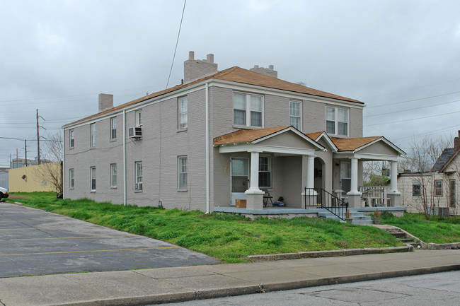 Junior Apartments in Nashville, TN - Building Photo - Building Photo