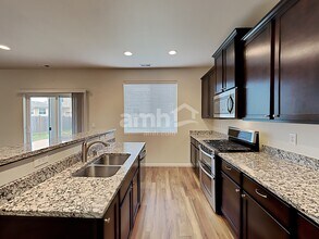 2665 Link Ave in Enumclaw, WA - Building Photo - Building Photo