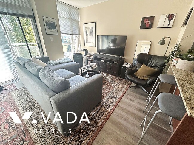property at 1483 E King Edward Ave