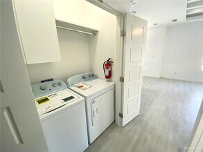 1621 W Smt Dr-Unit -3 in Pharr, TX - Building Photo - Building Photo