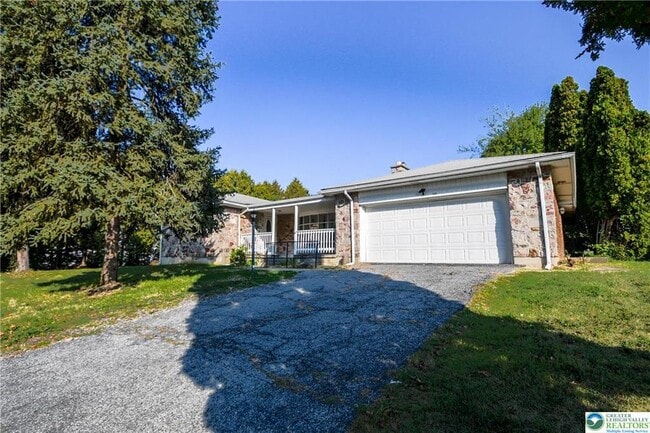 property at 1905 E Columbia St