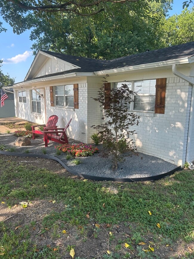 property at 604 Overlook Dr