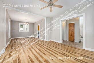 2110 Swensberg Ave NE in Grand Rapids, MI - Building Photo - Building Photo