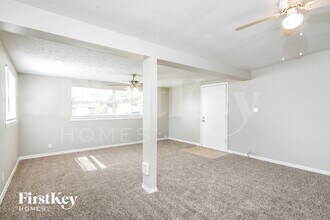 493 Notre Dame Dr in Altamonte Springs, FL - Foto de edificio - Building Photo