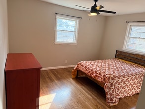 2559 Clifton Springs Manor in Decatur, GA - Building Photo - Building Photo