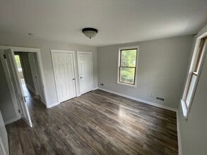 210 Mannion Ave, Unit B in Moorestown, NJ - Building Photo - Building Photo