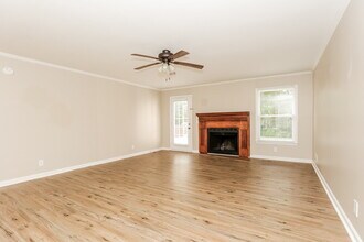 2409 Racquet Club Dr in Murfreesboro, TN - Building Photo - Building Photo