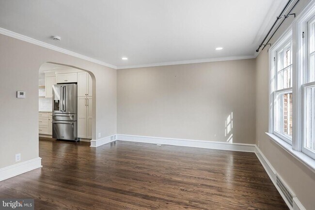 113 W Albertson Ave in Haddon Township, NJ - Building Photo - Building Photo